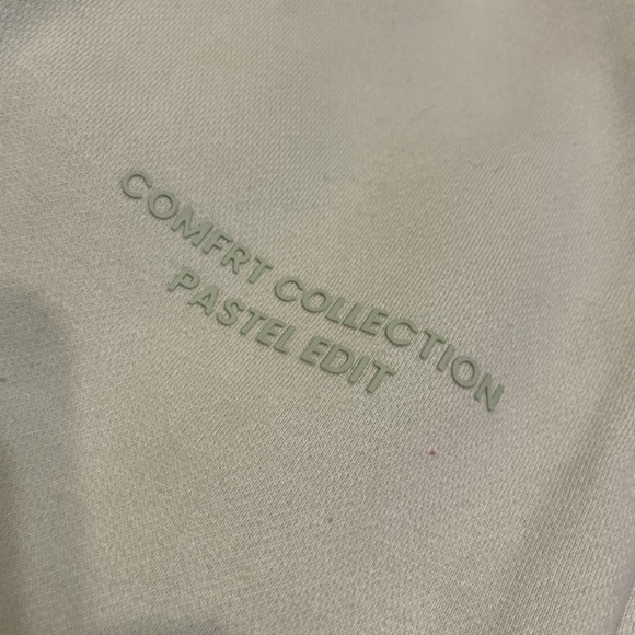 Mint Green comfrt pants - Picture 3 of 4